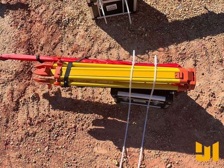 UNUSED 2025 GIYI LASER LEVEL