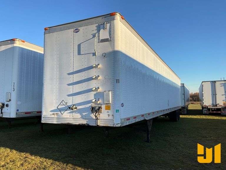 2002 UTILITY TRAILER MANUFACTURER VS2DC 53'X102" VAN TRAILER VIN: 1UYVS25352C825601