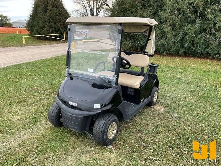 2019 EZ GO RXV GOLF CART SN: 5506431