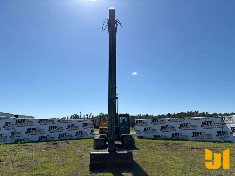 2008 VOLVO EC290CLRB HYDRAULIC EXCAVATOR SN: VCE0290CP00110875