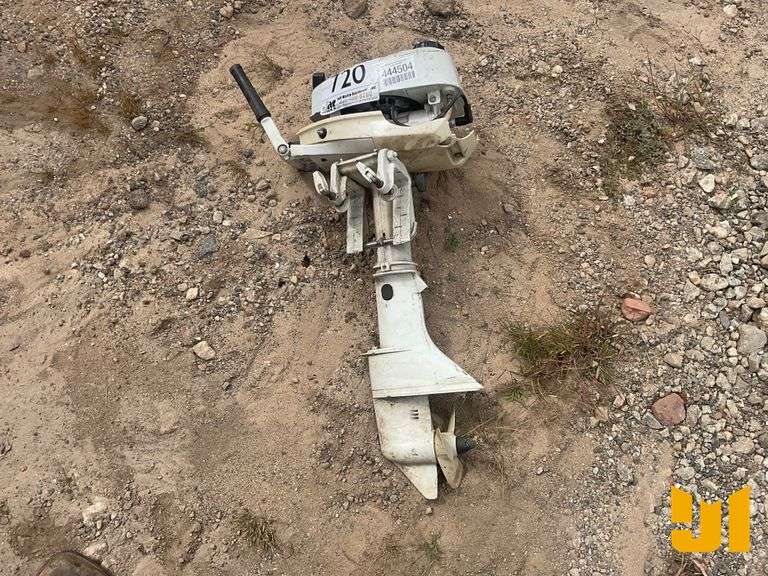 CHRYSLER OUTBOARD MOTOR