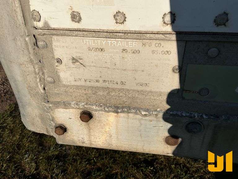 2007 UTILITY TRAILER MANUFACTURER VS2DC 53'X102" VAN TRAILER VIN: 1UYVS25397P161402