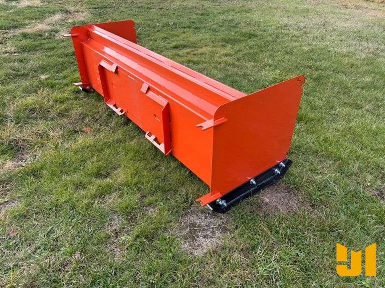 UNUSED KC 8’ SNOW PUSHER W/REPLACEABLE SHOES AND BLADE