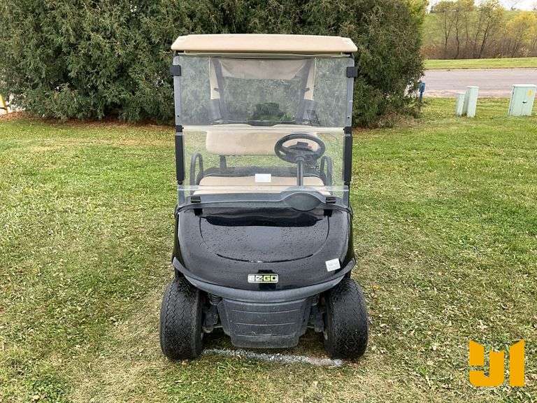 2019 EZ GO RXV GOLF CART SN: 5509066