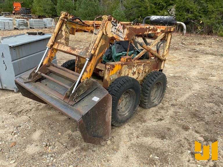 BOBCAT M700 SKID STEER LOADER