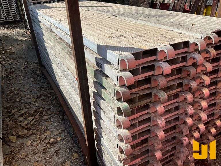 (28) 10’ X 19” ALUMINUM SCAFFOLD PLATFORMS