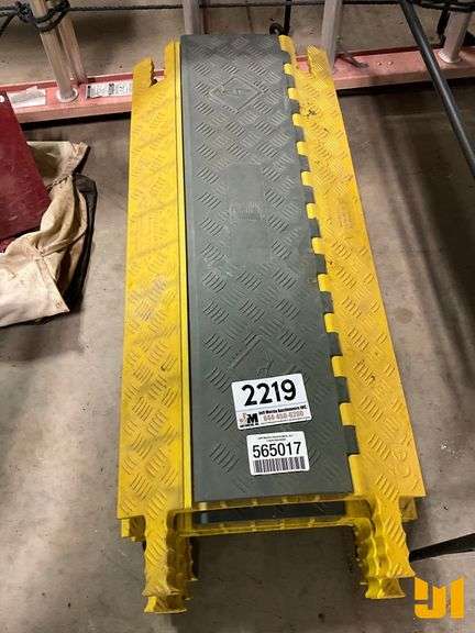 HEAVY DUTY CABLE PROTECTORS