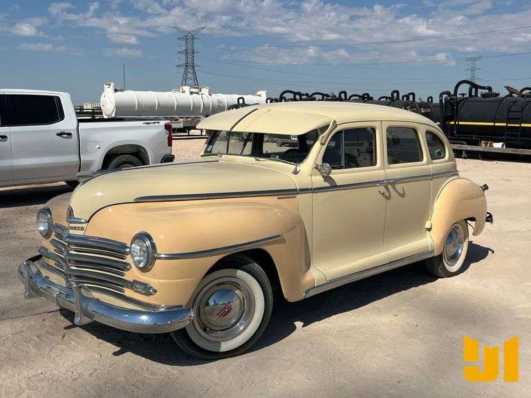 1947 PLYMOUTH DELUXE 4 DOOR CLASSIC AUTOMOBILE VIN: 11762536