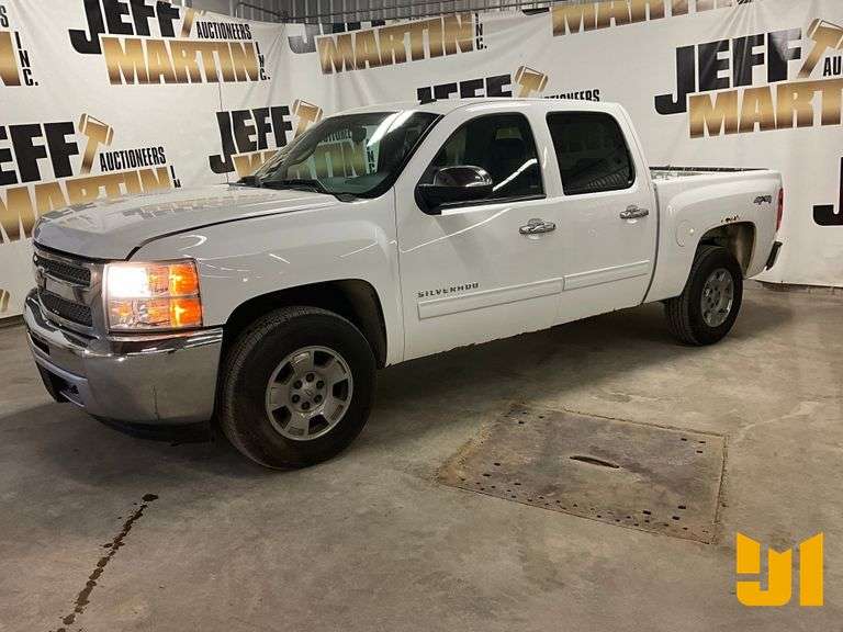 2013 CHEVROLET SILVERADO LT CREW CAB 4X4 PICKUP VIN: 3GCPKSE70DG238877