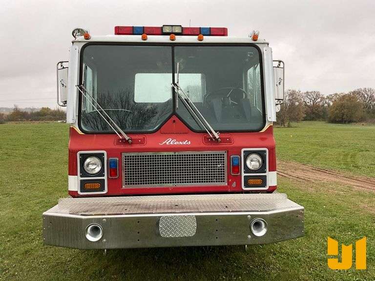 1974 MACK MR600K TANDEM AXLE CAB & CHASSIS VIN: S0S298422ILL