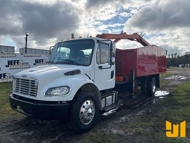 2015 FREIGHTLINER M2 SINGLE AXLE GRAPPLE TRUCK VIN: 3ALACVDUXFDGS7852