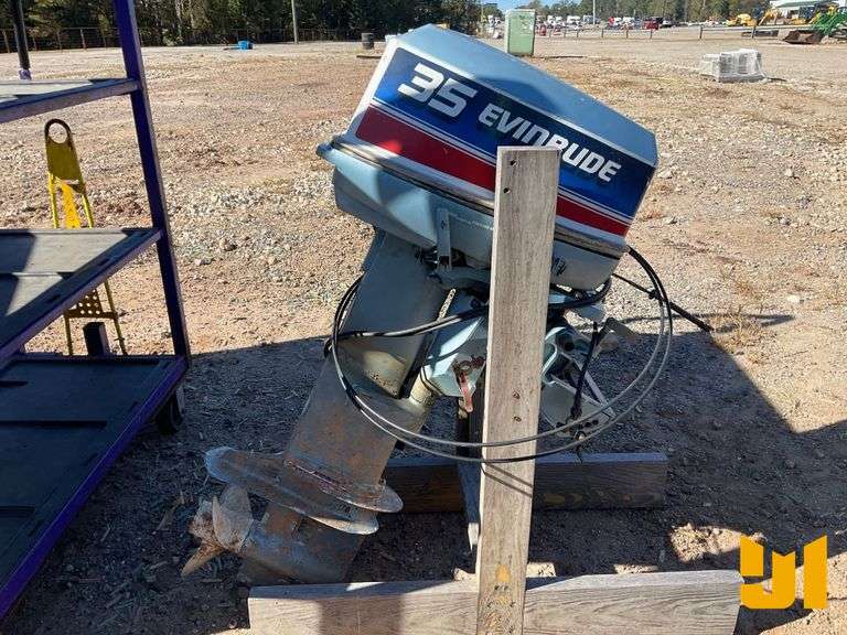 1981 EVINRUDE E35ELCSM OUTBOARD MOTOR SN: E0004053