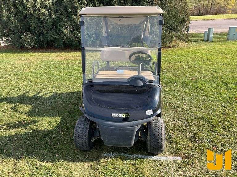 2019 EZ GO RXV GOLF CART SN: 5506428