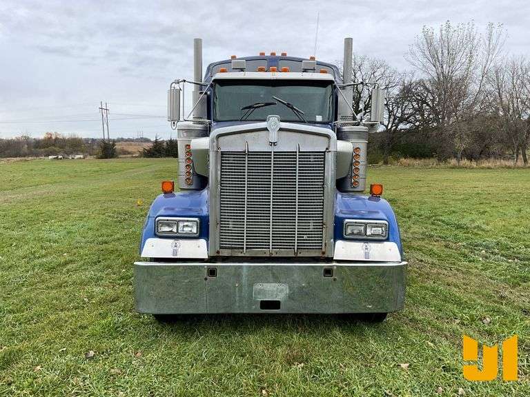 1998 KENWORTH W900L TANDEM AXLE TRUCK TRACTOR VIN: ***R759490