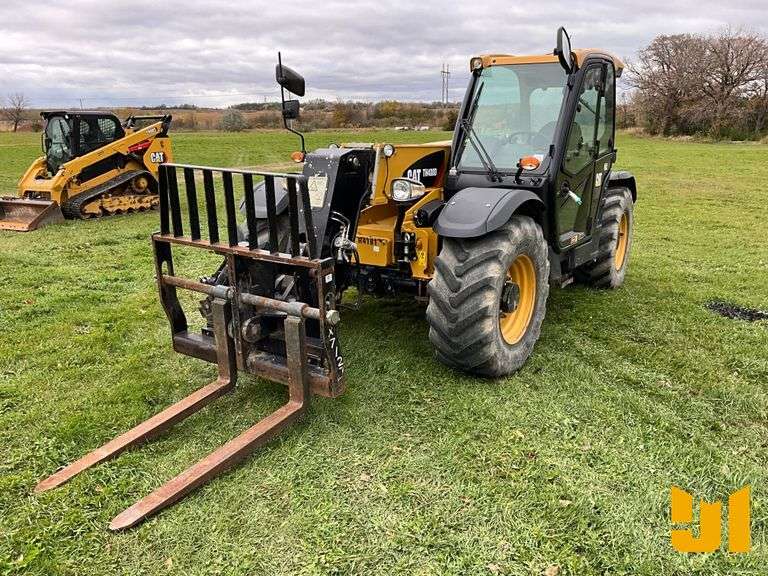 2019 CATERPILLAR TH408D 8800 LB TELESCOPIC FORKLIFT SN: TH900921