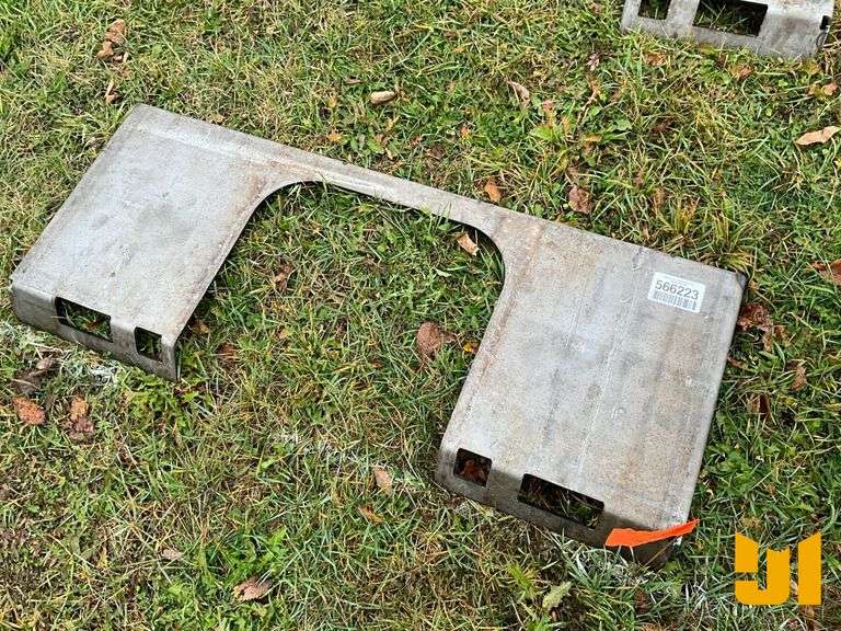 UNUSED DO ALL MOUNTING PLATE