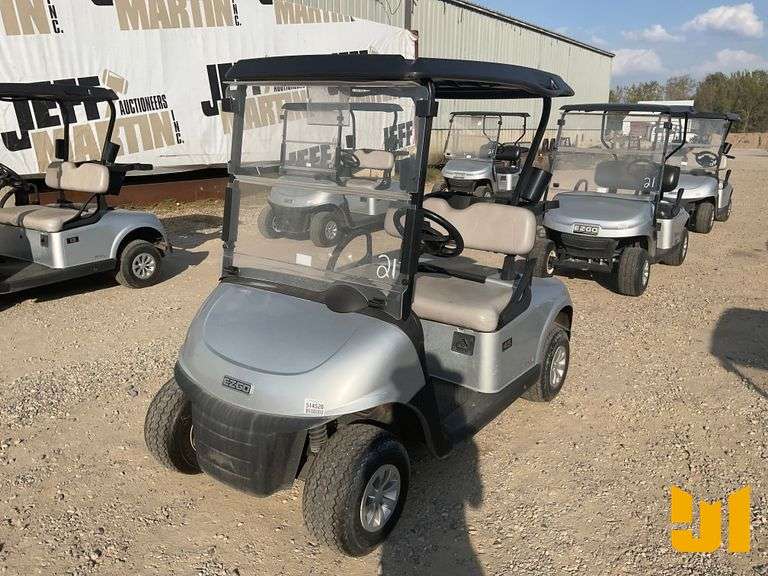 2021 EZ GO RXV GOLF CART SN: 5613975
