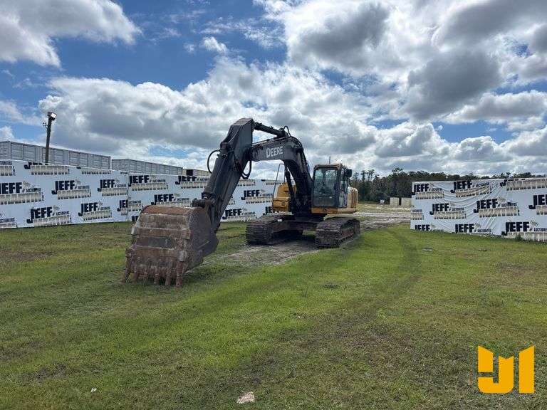 2013 DEERE 290G HYDRAULIC EXCAVATOR SN: 1FF290GXJCE705551