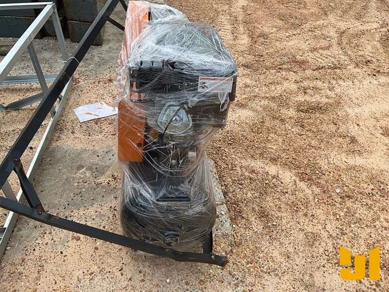 UNUSED 2025 LANDHERO LDH-GAC40Y 20 CFM STATIONARY AIR COMPRESSOR