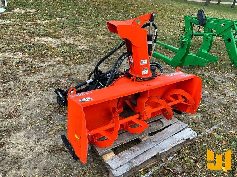 KUBOTA LX2963 SN: 22124092 63” SNOWBLOWER W/ADAPTER & BRACKETS