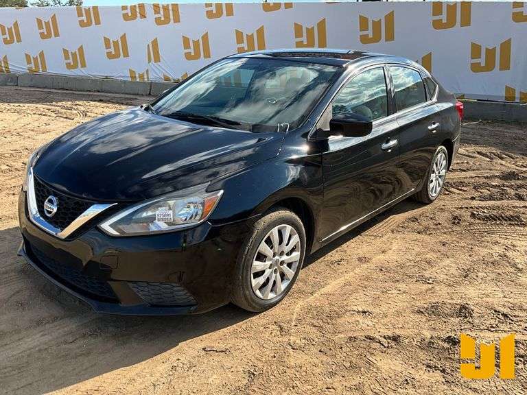 2017 NISSAN SENTRA SV VIN: 3N1AB7AP7HL637889 FWD