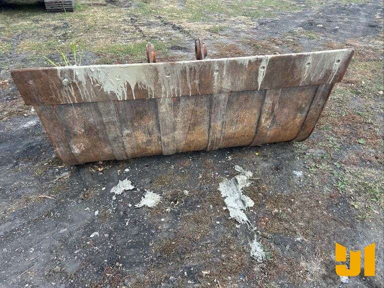 SEC 80’’ DITCH BUCKET TO FIT DEERE 240D