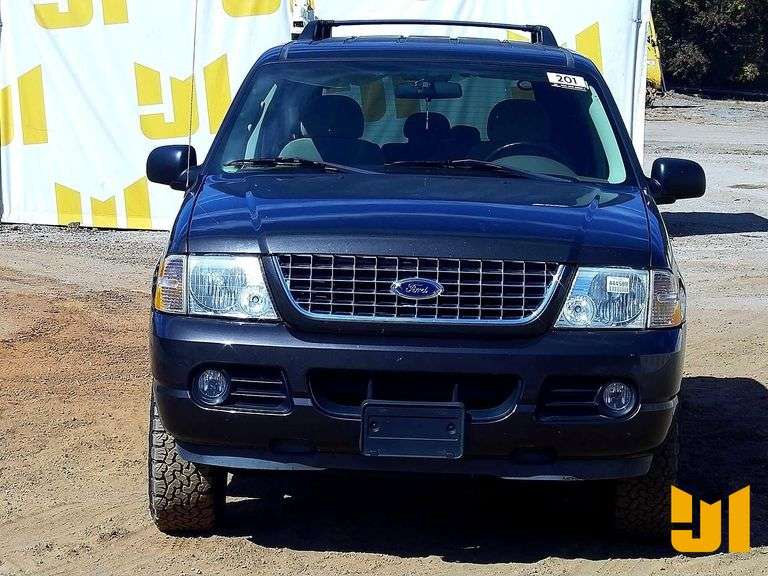 2005 FORD EXPLORER VIN: 1FMZU73K85ZA44876 4WD