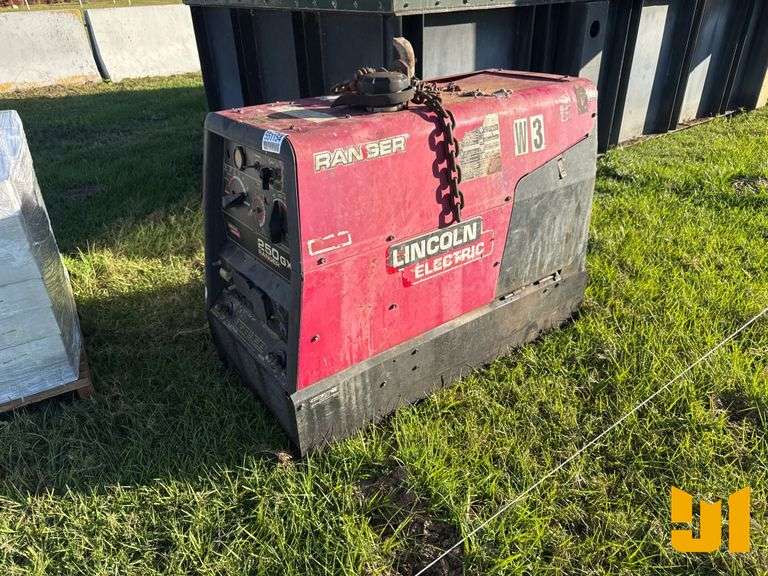 2016 LINCOLN CH730-3301 250 AMP PORTABLE WELDER SN: 4603700871