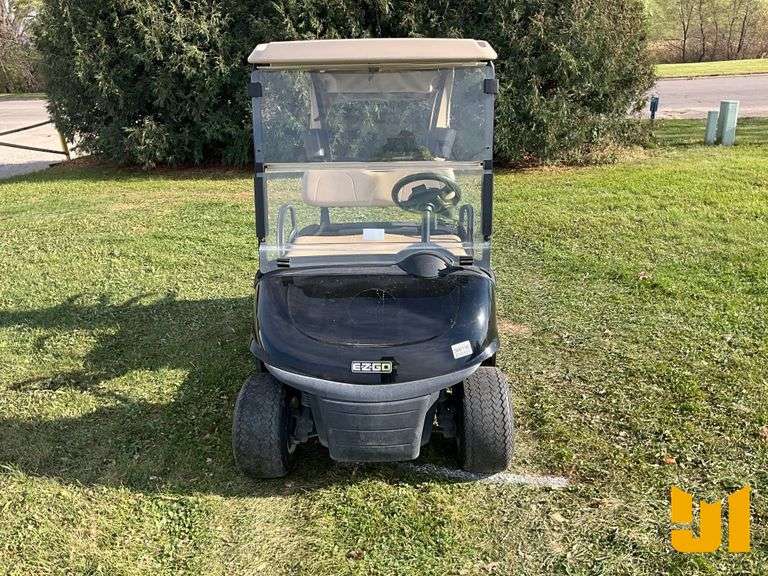 2019 EZ GO RXV GOLF CART SN: 5508637