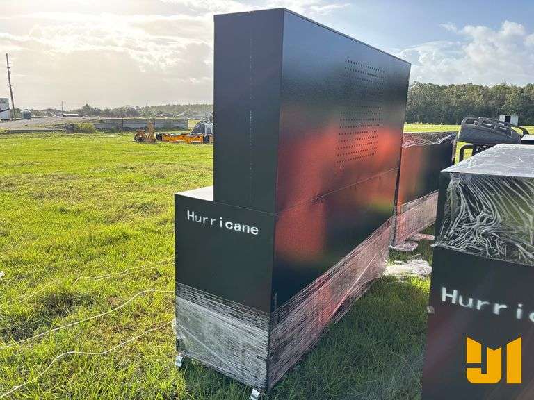 UNUSED 2025 HURRICANE 18 DRAWER TOOL CABINET