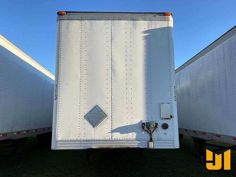 2002 UTILITY TRAILER MANUFACTURER VS2DC 53'X102" VAN TRAILER VIN: 1UYVS25372C825602