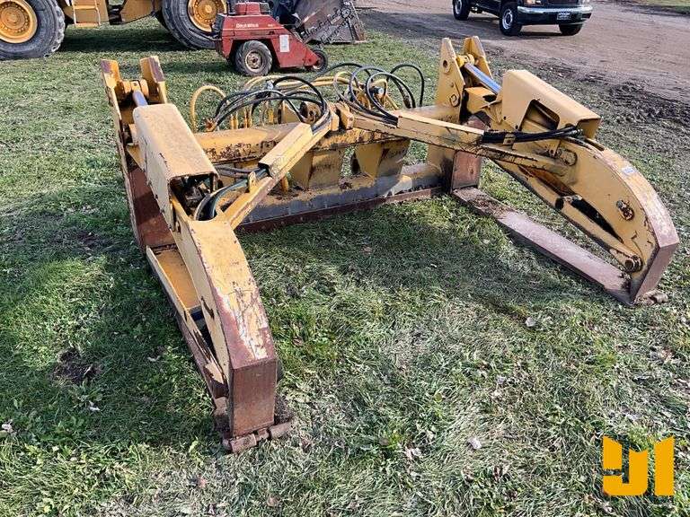 MEDFORD 8K2119 FORKS WITH. GRAPPLE SN: F14-11 TO FIT 470 KAMATSU