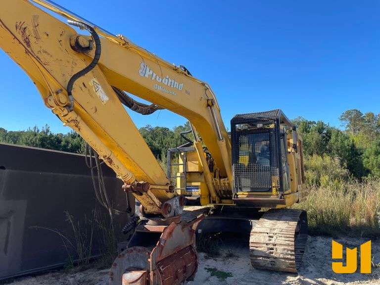 2015 KOMATSU PC228USLC-10 HYDRAULIC EXCAVATOR SN: KMTPC250CEC001666