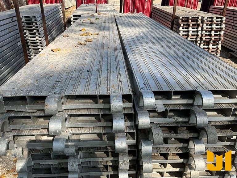 (32) 10’ X 19” ALUMINUM SCAFFOLD PLATFORMS