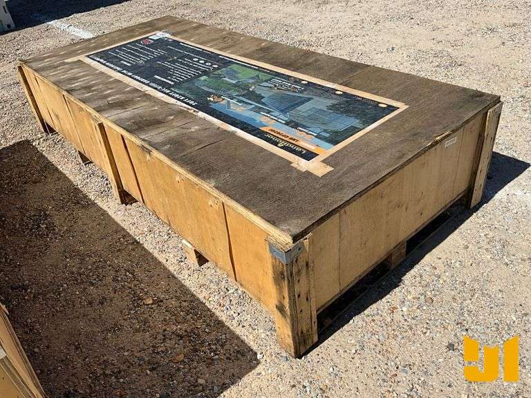 UNUSED 2025 LANDHONOR LHR-CP2020F 20' X 20' STEEL CARPORT W/ ENCLOSED SIDEWALLS