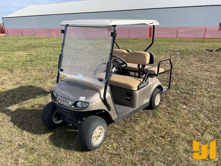 2014 EZ GO TXT 48 GOLF CART SN: 3061183