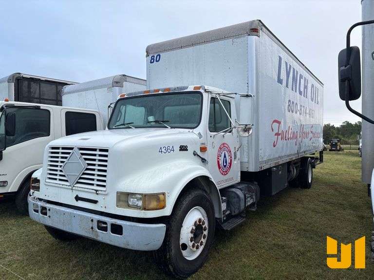 1997 INTERNATIONAL 4700 SINGLE AXLE VAN TRUCK VIN: 1HTSCAAM2VH489665