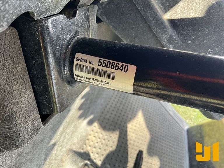 2019 EZ GO RXV GOLF CART SN: 5508640