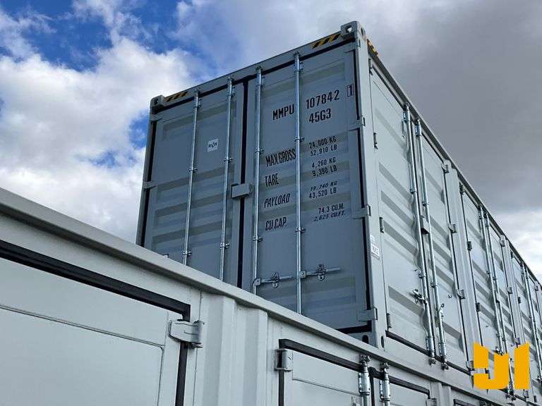 2025 40' HIGH CUBE CONTAINER SN: MMPU1078421