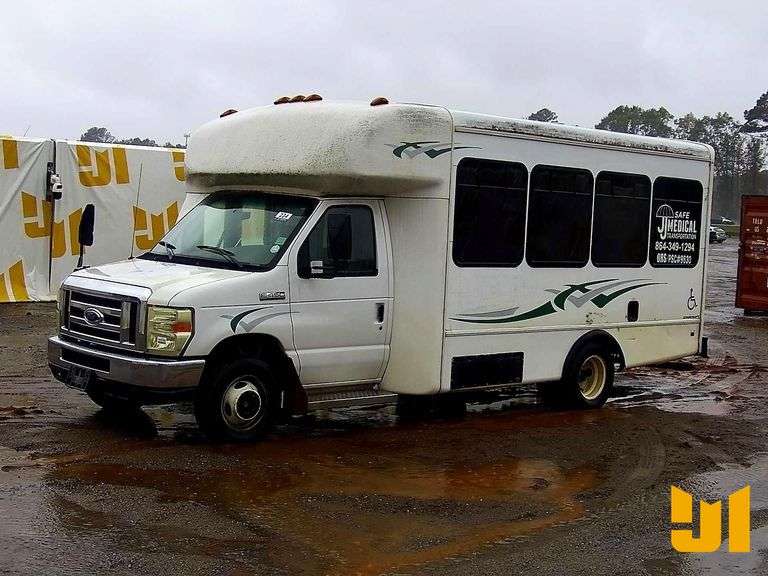2008 FORD E-450 VIN: 1FD4E45SX8DB60066 2WD