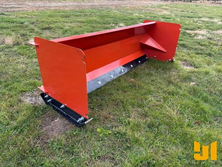 UNUSED KC 8’ SNOW PUSHER W/REPLACEABLE SHOES AND BLADE