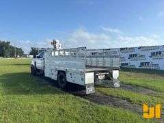 2019 CHEVROLET SILVERADO 5500HD FEC 4400 LB BOOM TRUCK VIN: 1HTKHPVK8KH885611