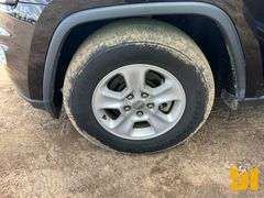 2017 JEEP GRAND CHEROKEE LAREDO VIN: 1C4RJEAG1HC747372 2WD