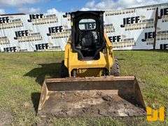 2017 CATERPILLAR 242D SKID STEER LOADER SN: CAT0242DPDZT03619