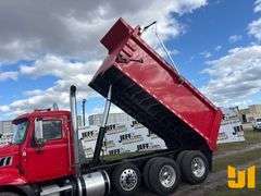 2017 MACK GU813 (GRANITE) TRI-AXLE DUMP TRUCK VIN: 1M2AX16C3HM037843