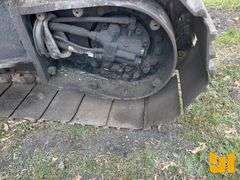 2006 DEERE 240D LC HYDRAULIC EXCAVATOR SN: FF240DX605367