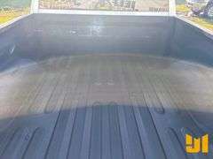 2019 RAM 1500 CREW CAB 4X4 PICKUP VIN: 1C6RR7FT2KS619429