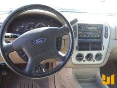 2005 FORD EXPLORER VIN: 1FMZU73K85ZA44876 4WD