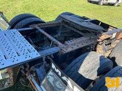 2014 MACK CXU (PINNACLE) TANDEM AXLE TRUCK TRACTOR VIN: 1M1AW07YXEM040682