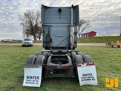 2007 VOLVO VN TANDEM AXLE TRUCK TRACTOR VIN: 4V4NC9GH47N453519